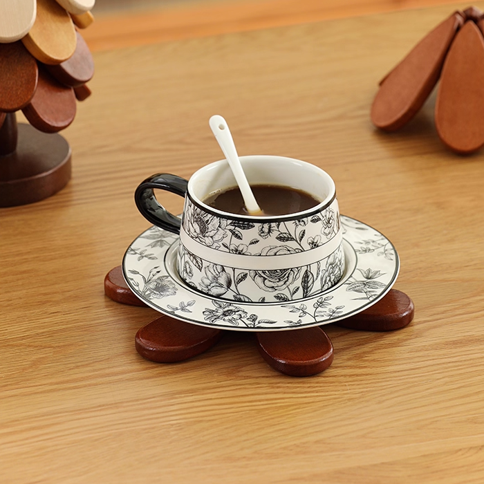 Bamboo Christmas Tree Heat Pad Decor